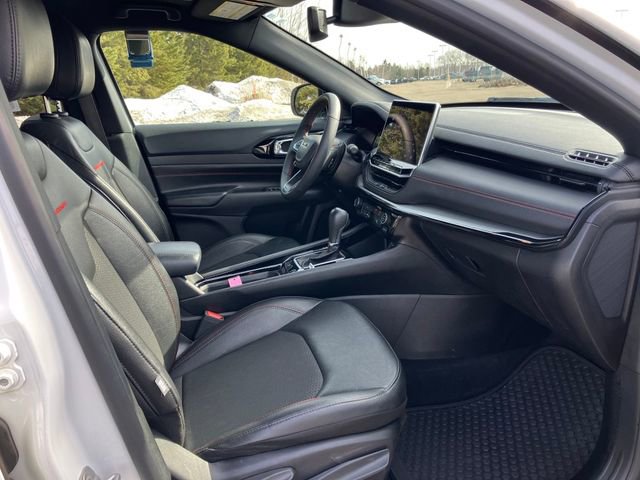 Used 2025 Jeep Compass Trailhawk image 18