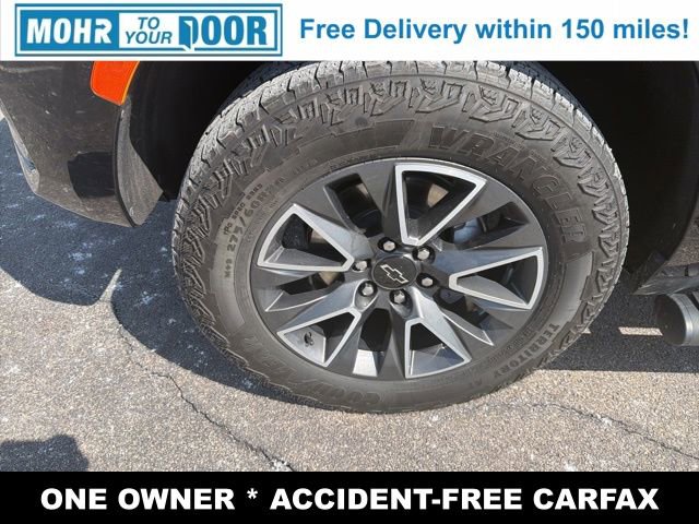 Used 2024 Chevrolet Suburban Z71 image 9