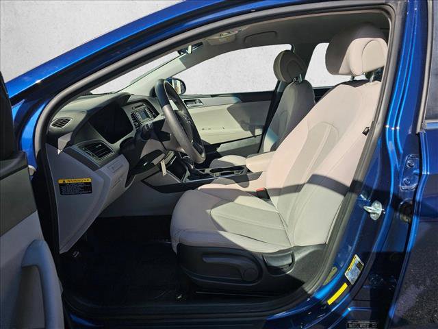 Used 2015 Hyundai Sonata SE image 19