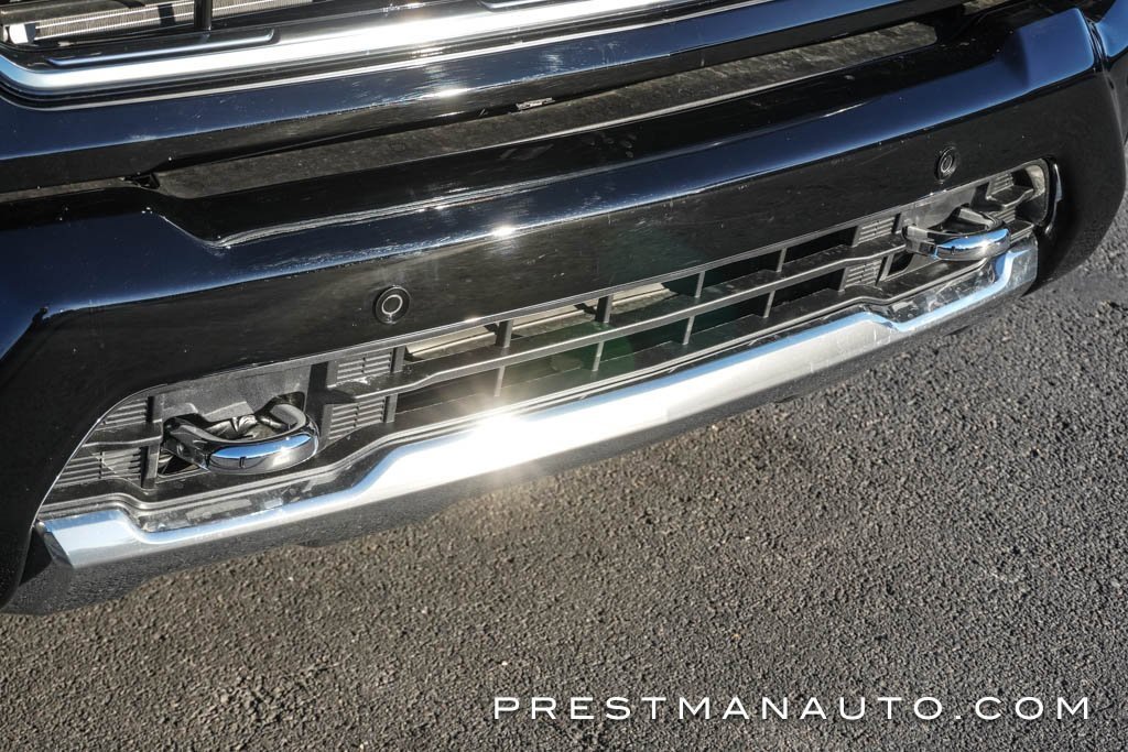 Used 2025 Chevrolet Silverado 3500 High Country w/ Technology Package image 19