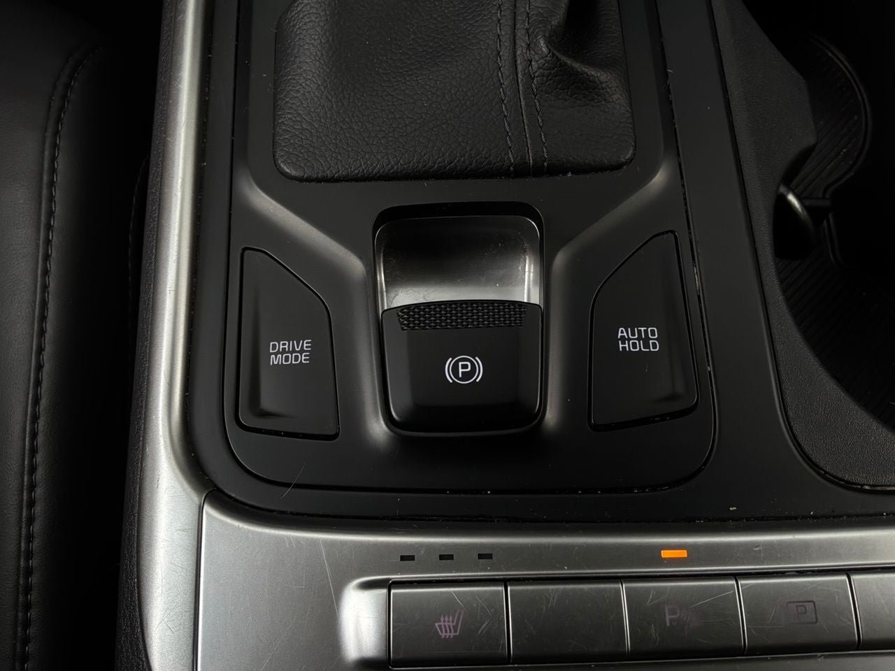 Used 2026 Kia Carnival FWD image 26