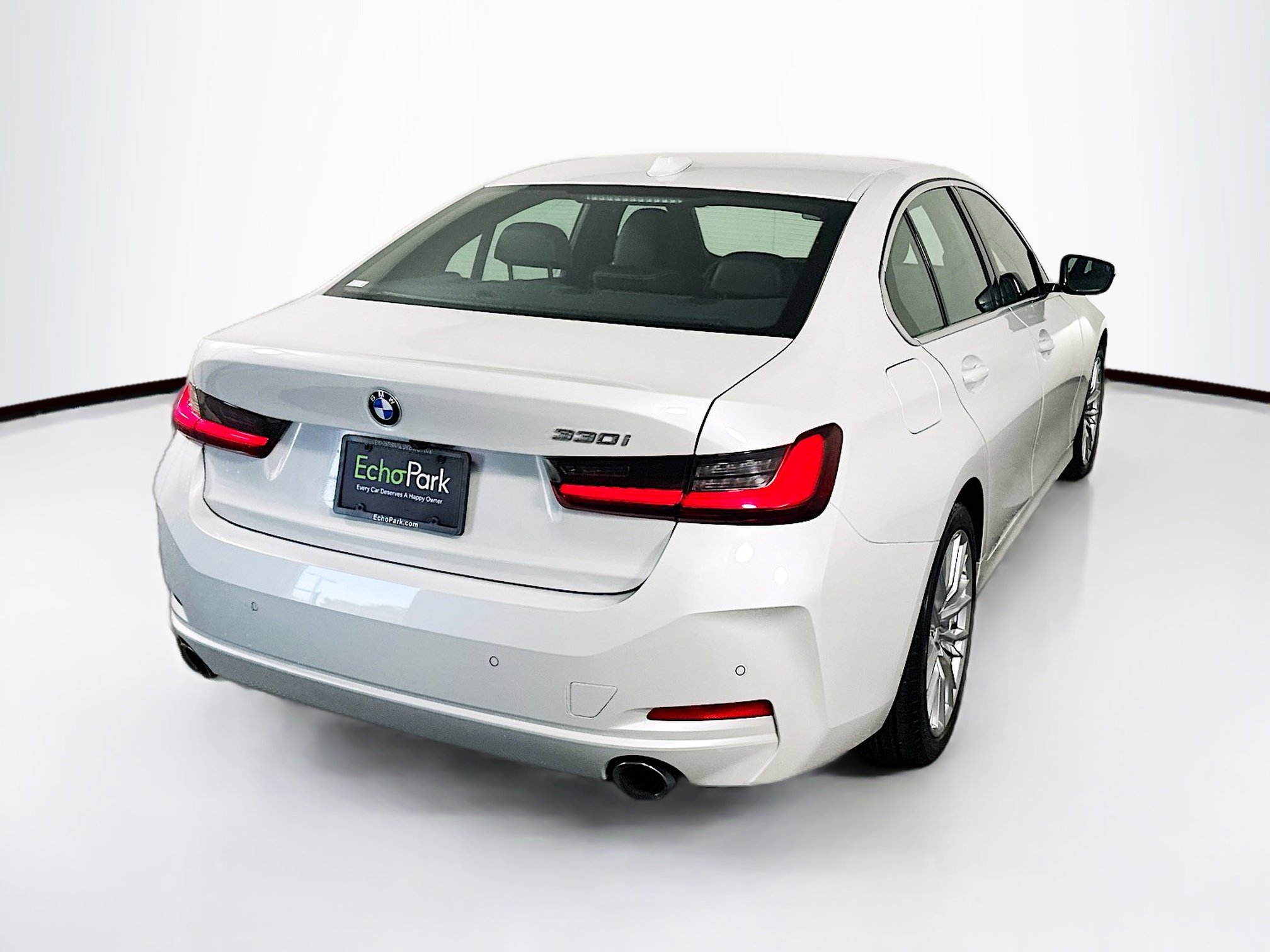 Used 2024 BMW 330i Sedan image 9