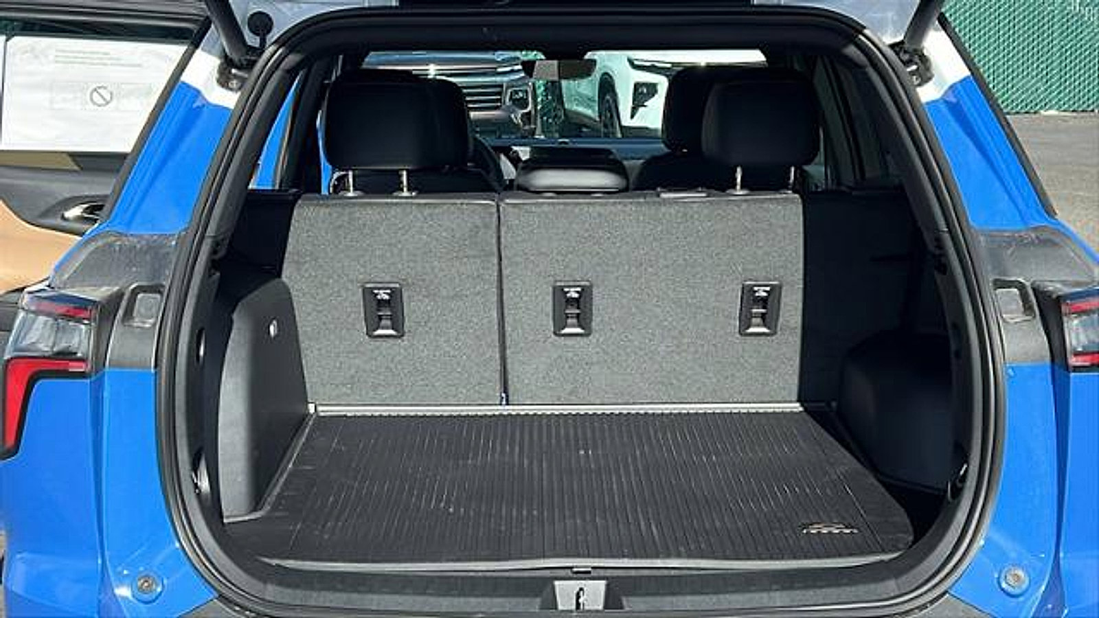 New 2026 Chevrolet Equinox ACTIV w/ Convenience Package III image 11