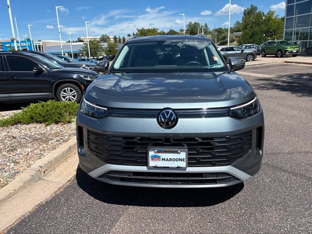 Certified 2025 Volkswagen Tiguan S AWD/4WD image 2