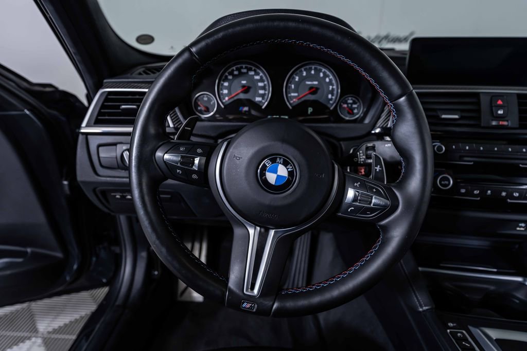 Used 2018 BMW M3 w/ Executive Package image 26