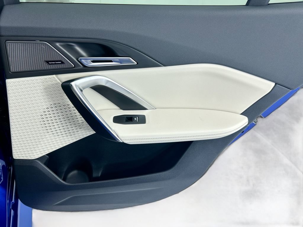 New 2026 BMW X2 xDrive28i w/ Technology Package image 25