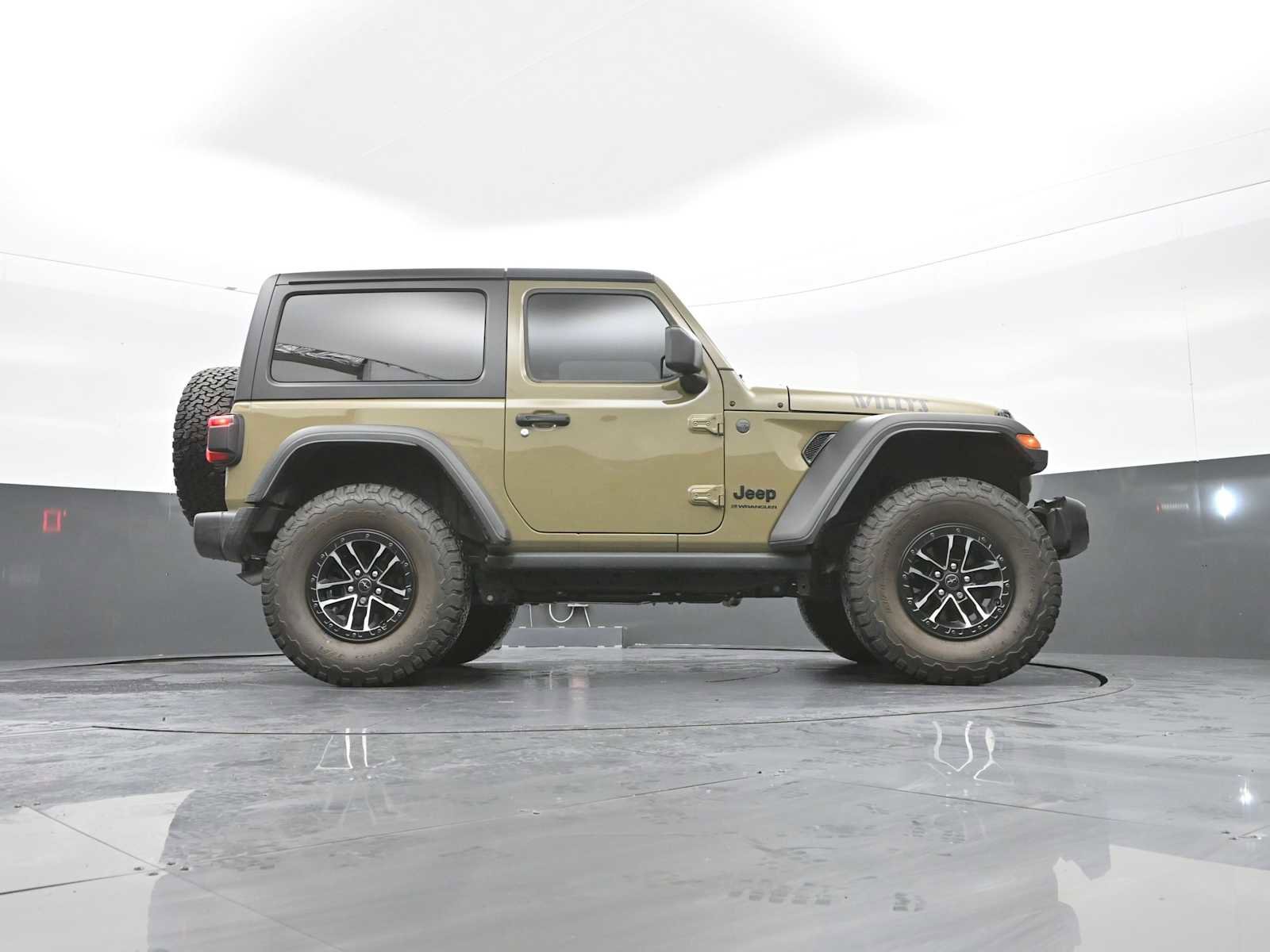Used 2025 Jeep Wrangler Sport image 52