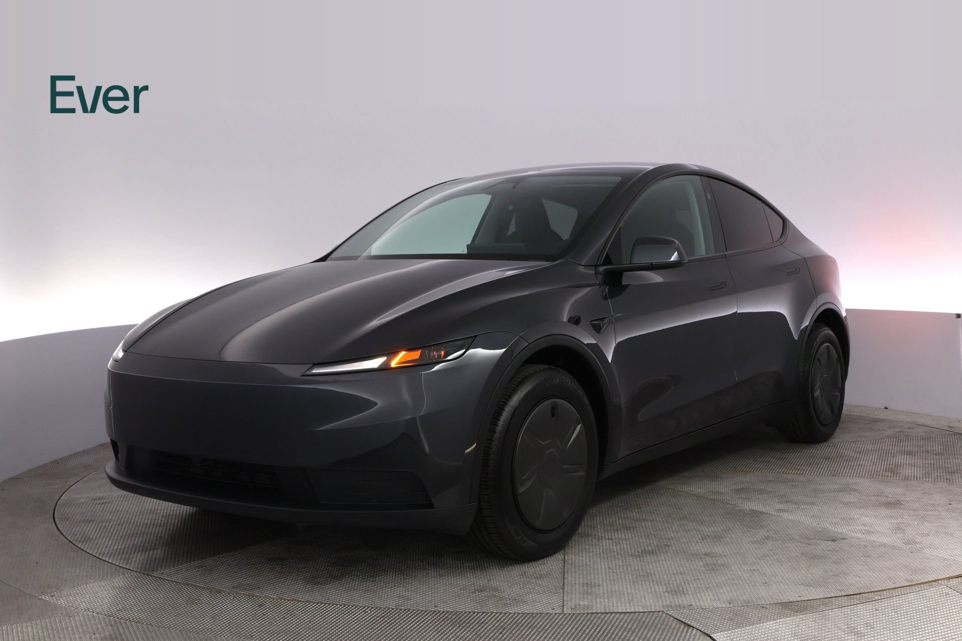 Used 2026 Tesla Model Y 2WD image 2