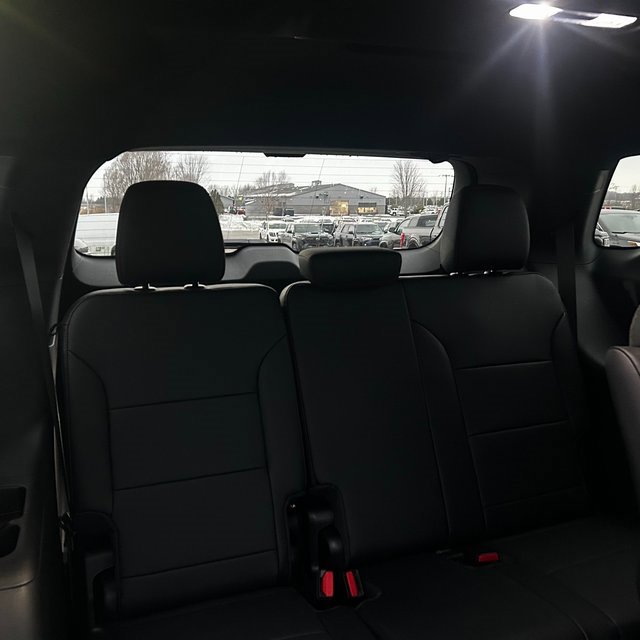 New 2026 Chevrolet Traverse Z71 w/ Driver Confidence Package image 48