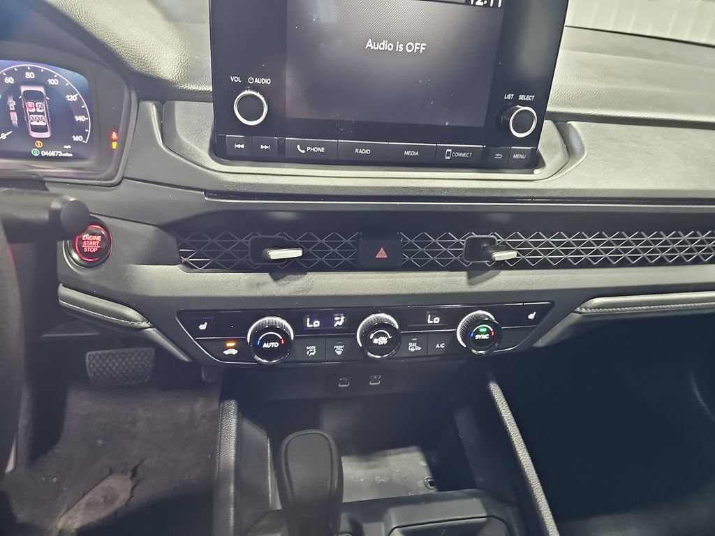 Used 2025 Honda Accord SE image 19
