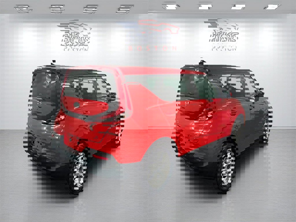 Used 2020 Kia Soul S image 4