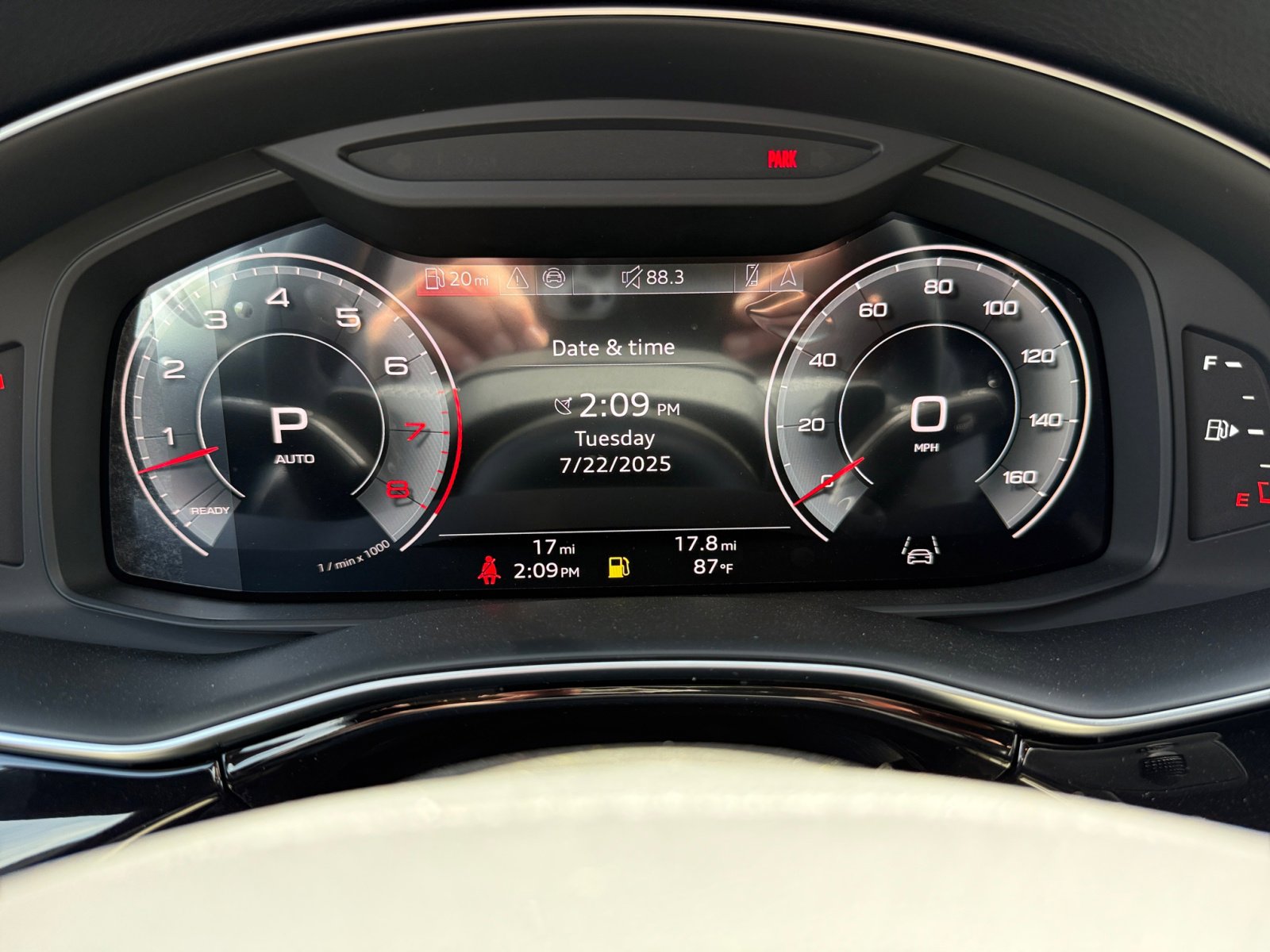 New 2025 Audi Q7 3.0T Prestige image 11