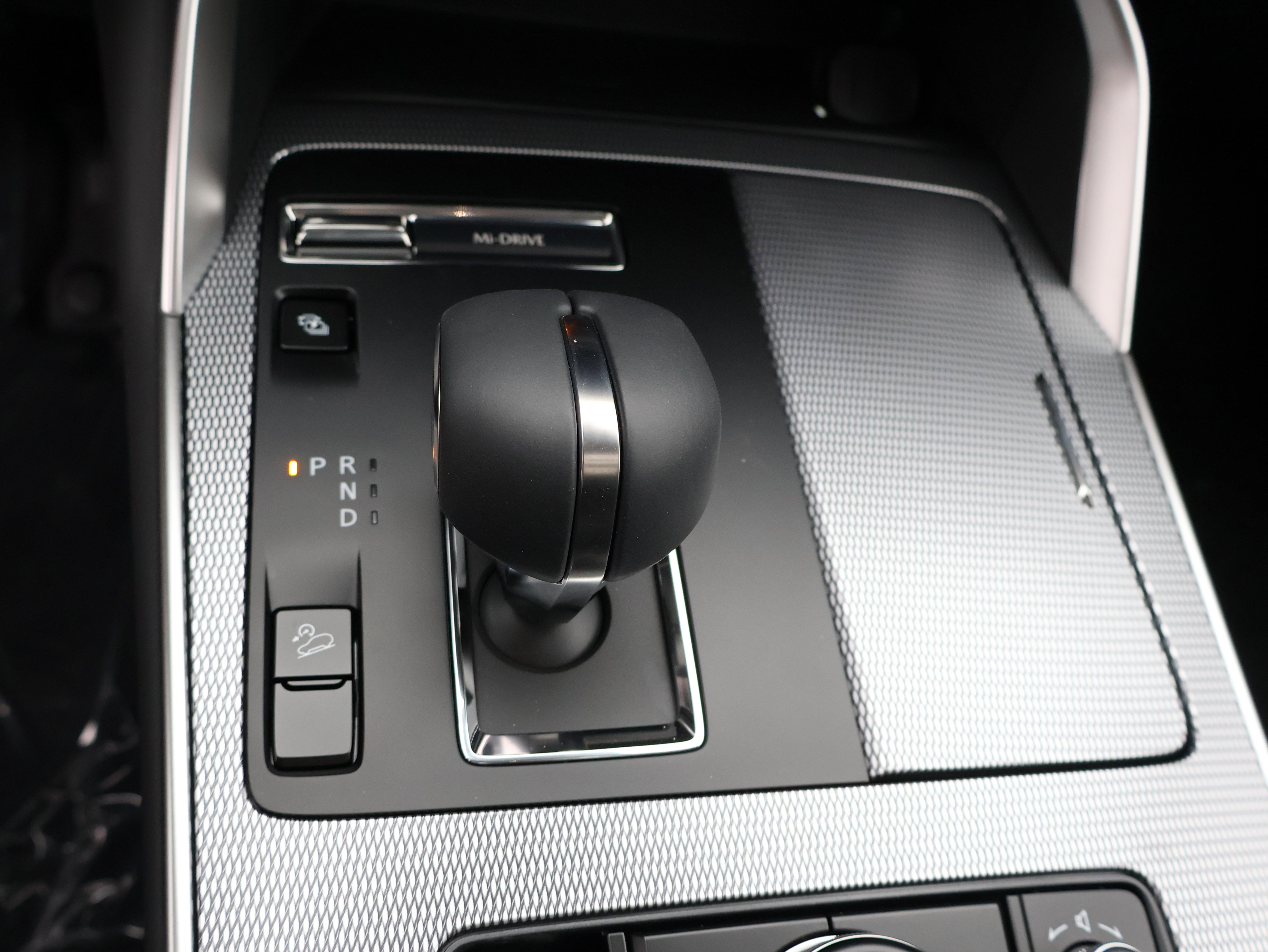 New 2026 MAZDA CX-90 Plug-In Hybrid w/Premium Sport image 34