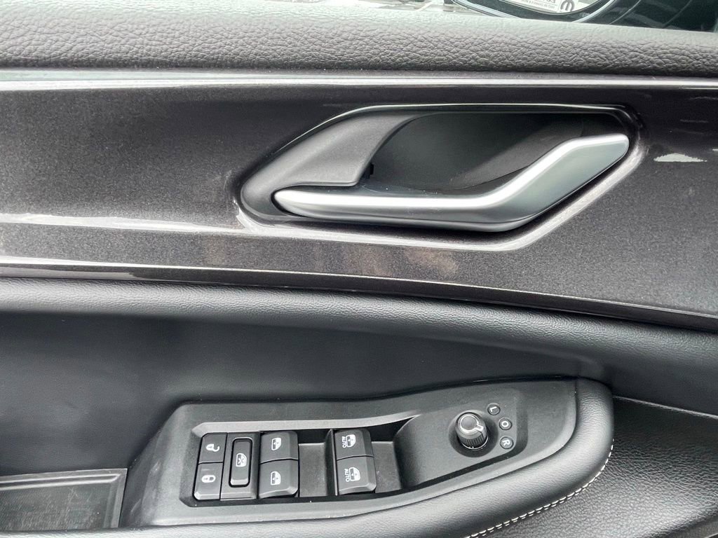 Used 2023 Jeep Grand Cherokee L Laredo image 30