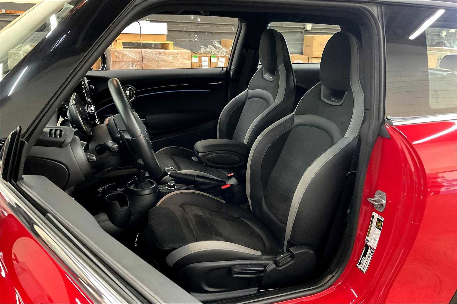 Used 2024 MINI Cooper John Cooper Works image 28