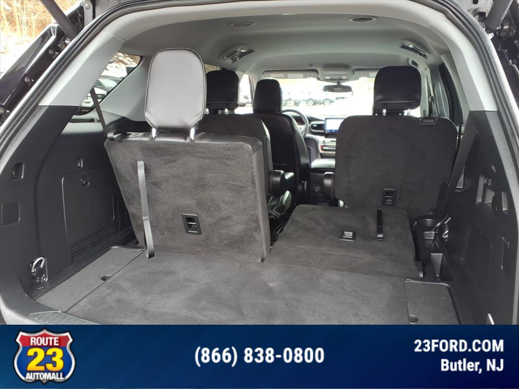 Certified 2023 Ford Explorer XLT w/ Equipment Group 202A image 27