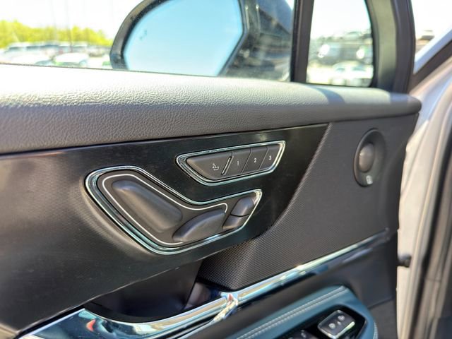 Used 2020 Lincoln Corsair Reserve w/ Equipment Group 202A AWD/4WD image 21