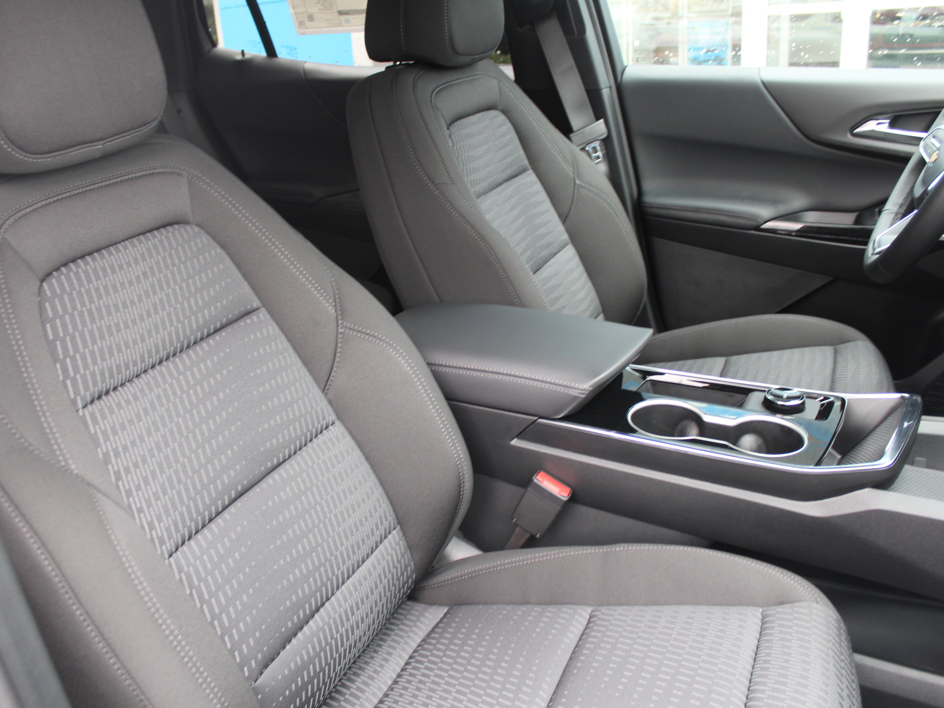 New 2026 Chevrolet Equinox LT image 15