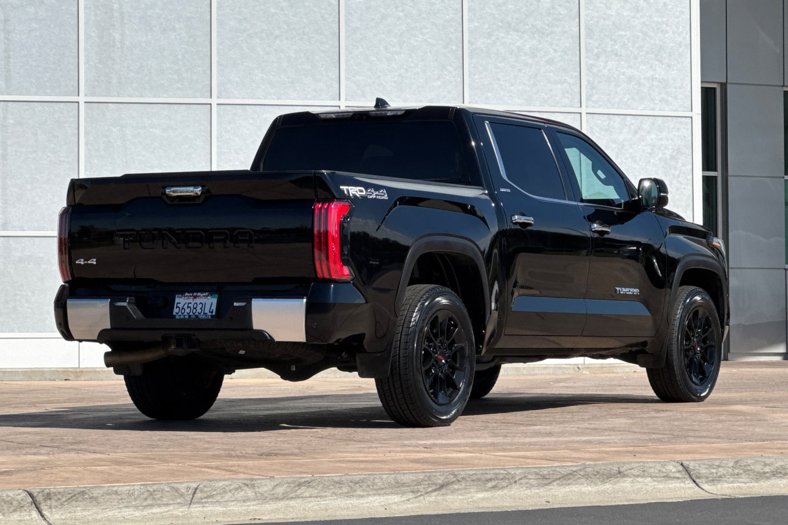 Used 2023 Toyota Tundra Limited w/ TRD Off-Road Package AWD/4WD image 4
