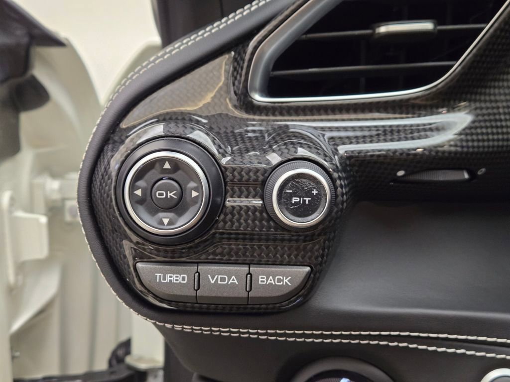 Used 2018 Ferrari 488 Spider image 39