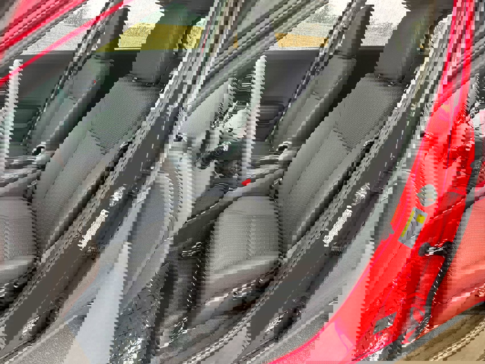 Used 2018 Honda HR-V EX image 11