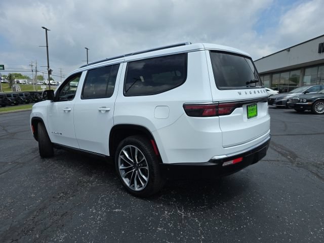 Used 2024 Jeep Wagoneer Series III w/ Premium Group I AWD/4WD image 5