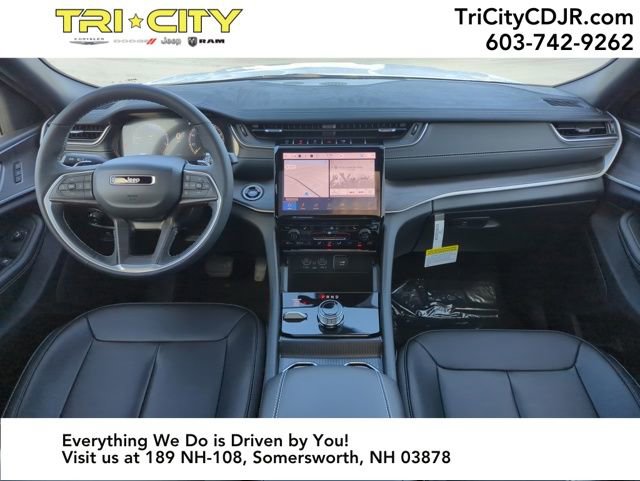 New 2025 Jeep Grand Cherokee Limited image 12