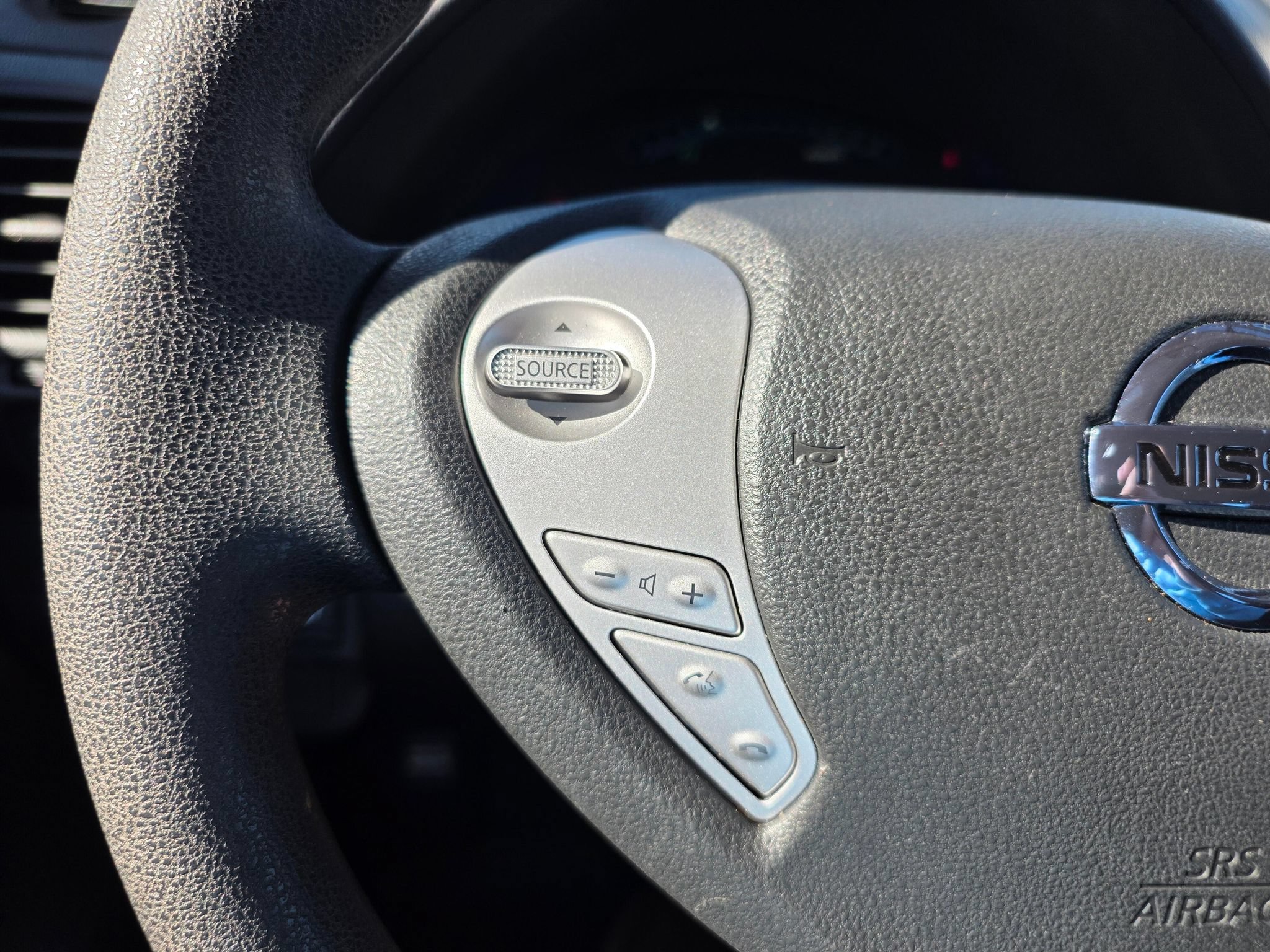 Used 2017 Nissan Leaf S w/ Charge Package FWD image 18