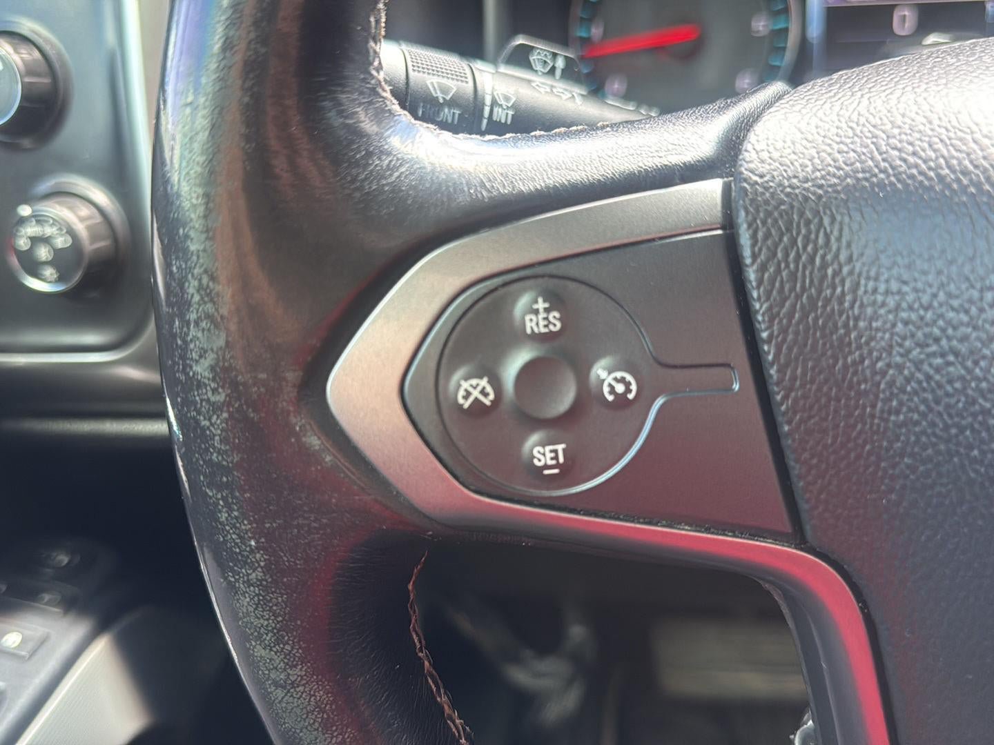 Used 2018 Chevrolet Silverado 1500 LT w/ Texas Edition AWD/4WD image 17