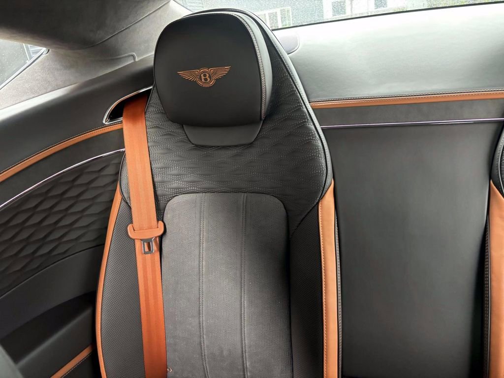 Used 2025 Bentley Continental GT Speed image 17