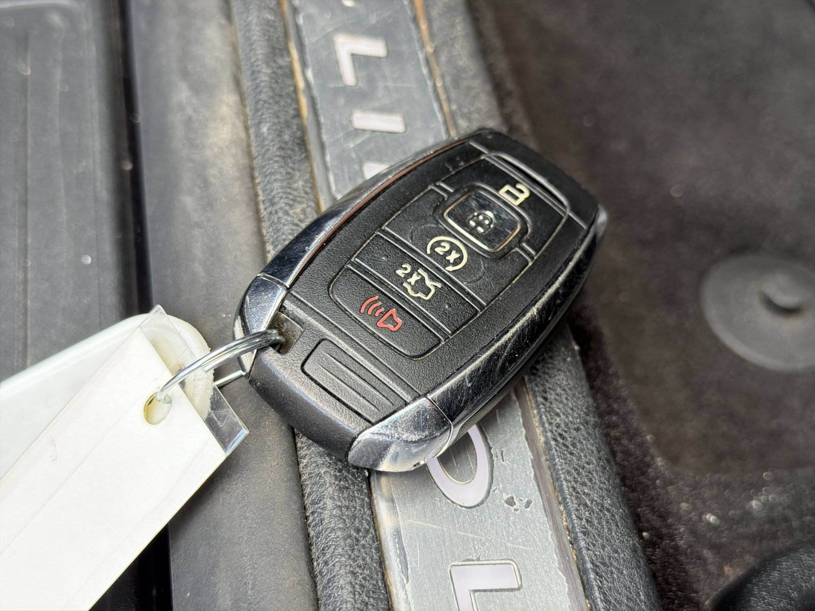 Used 2019 Lincoln Nautilus Select AWD/4WD image 36