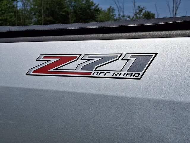 Used 2017 Chevrolet Colorado Z71 AWD/4WD image 34