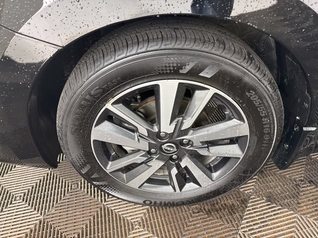 Certified 2025 Nissan Versa SV w/ Trunk Package FWD image 27