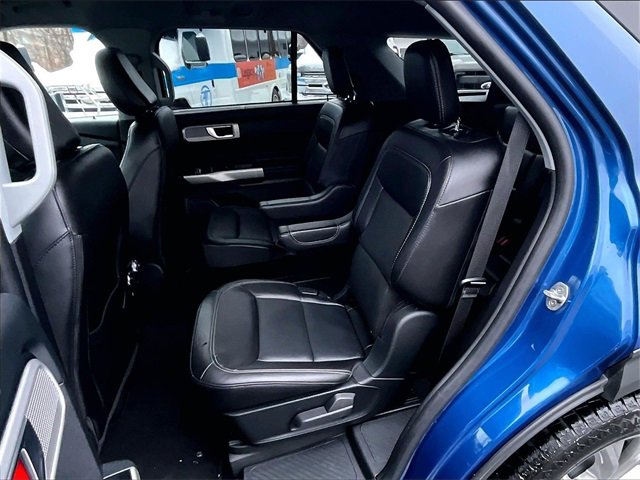 Used 2022 Ford Explorer Limited image 21