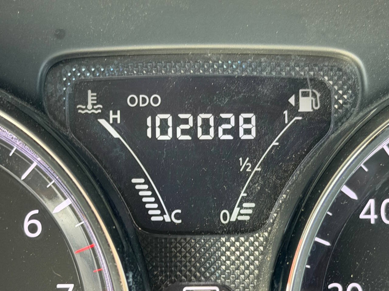 Used 2019 Nissan Versa SV FWD image 16