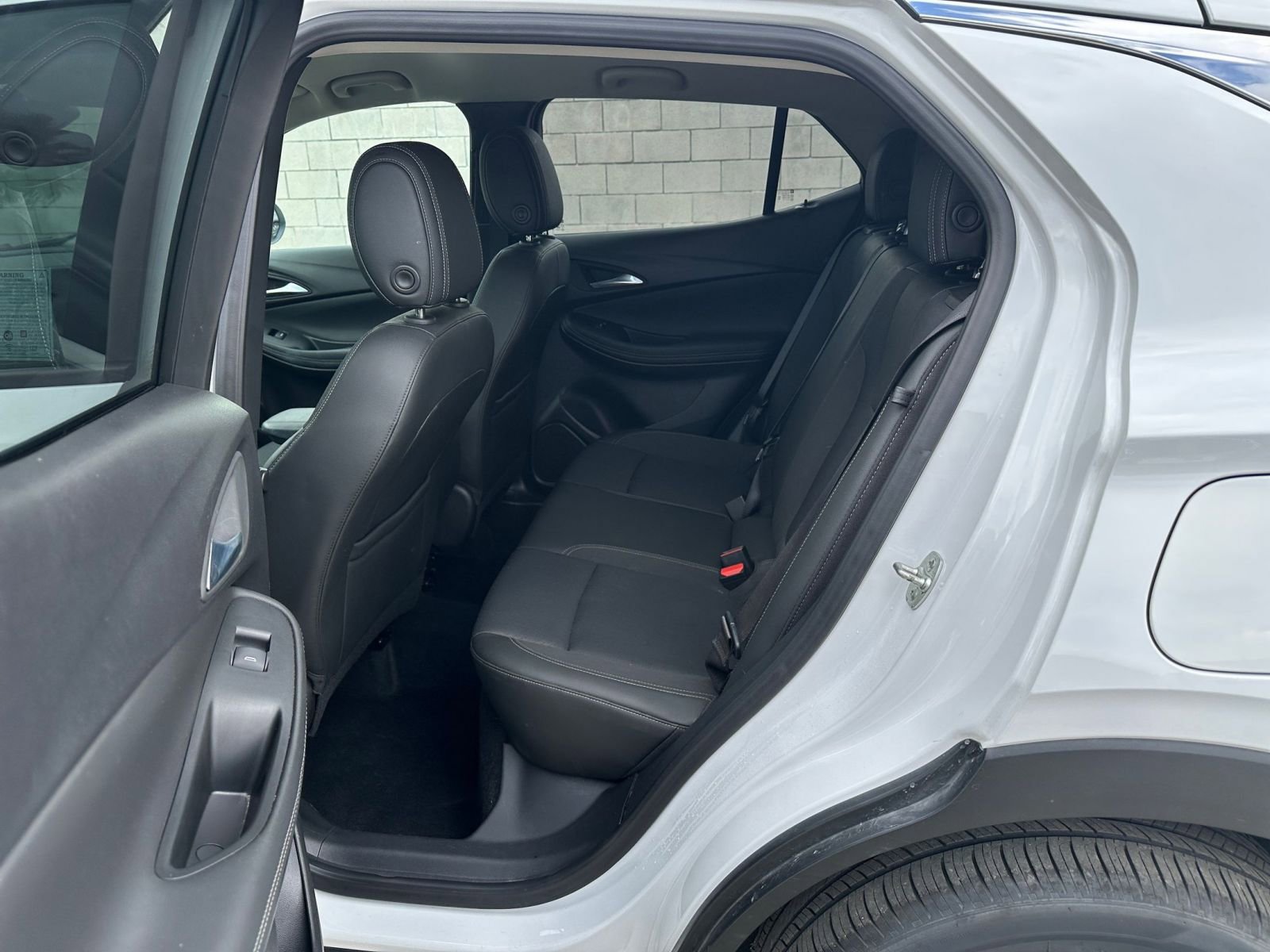 Used 2025 Buick Encore GX Preferred image 24