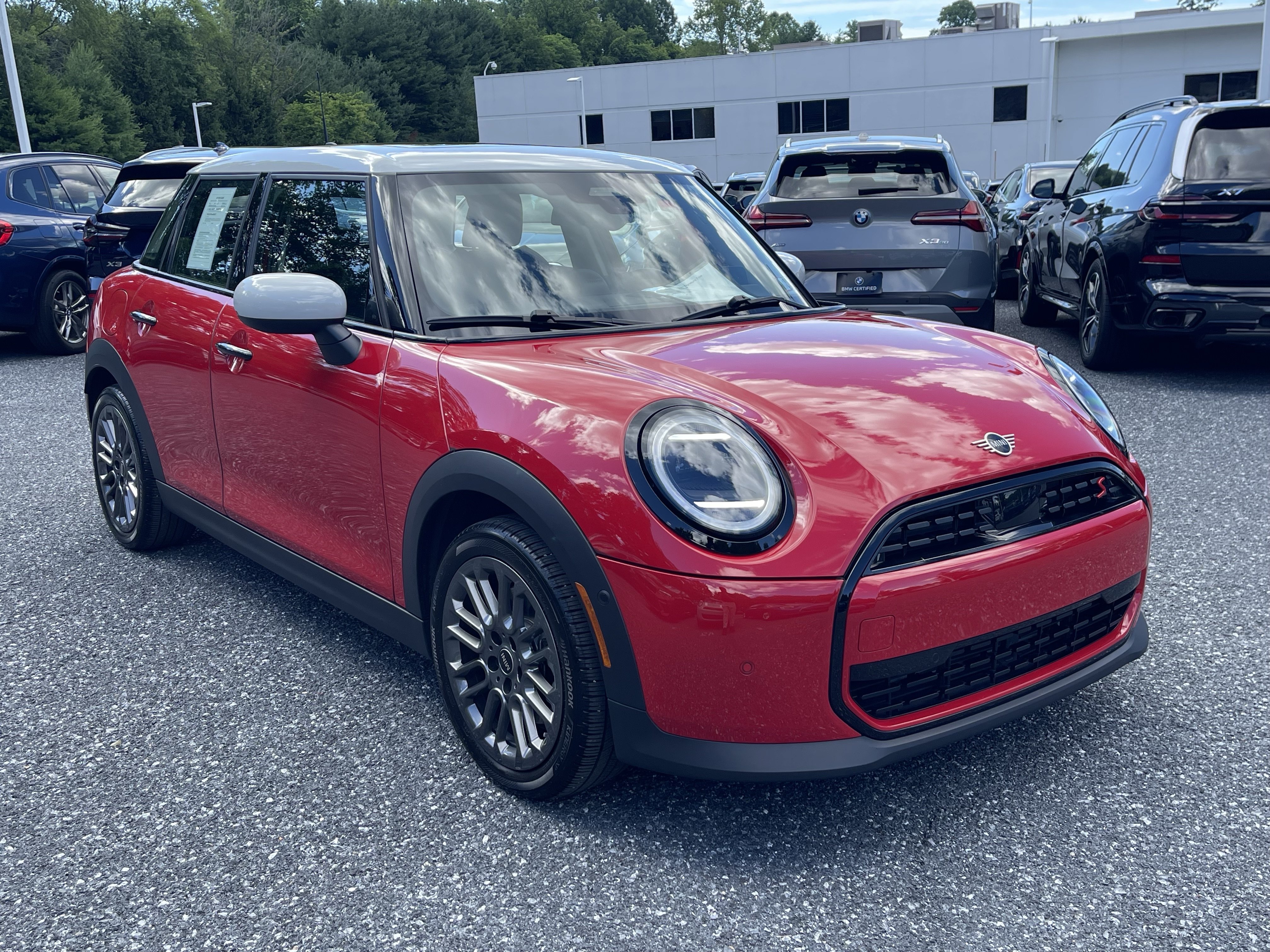 Used 2025 MINI Cooper S FWD image 3