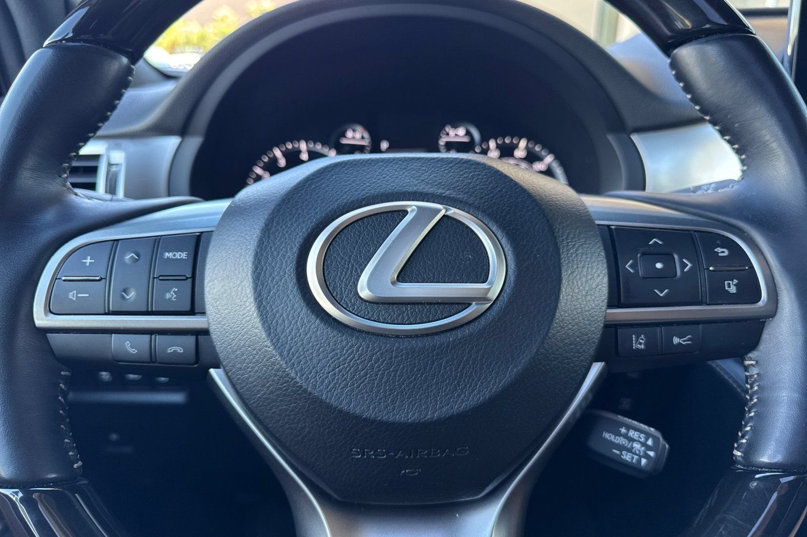 Certified 2023 Lexus GX 460 Premium w/ Premium Package AWD/4WD image 28