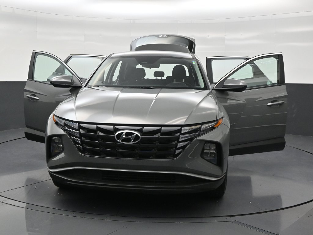 Used 2024 Hyundai Tucson SE FWD image 32