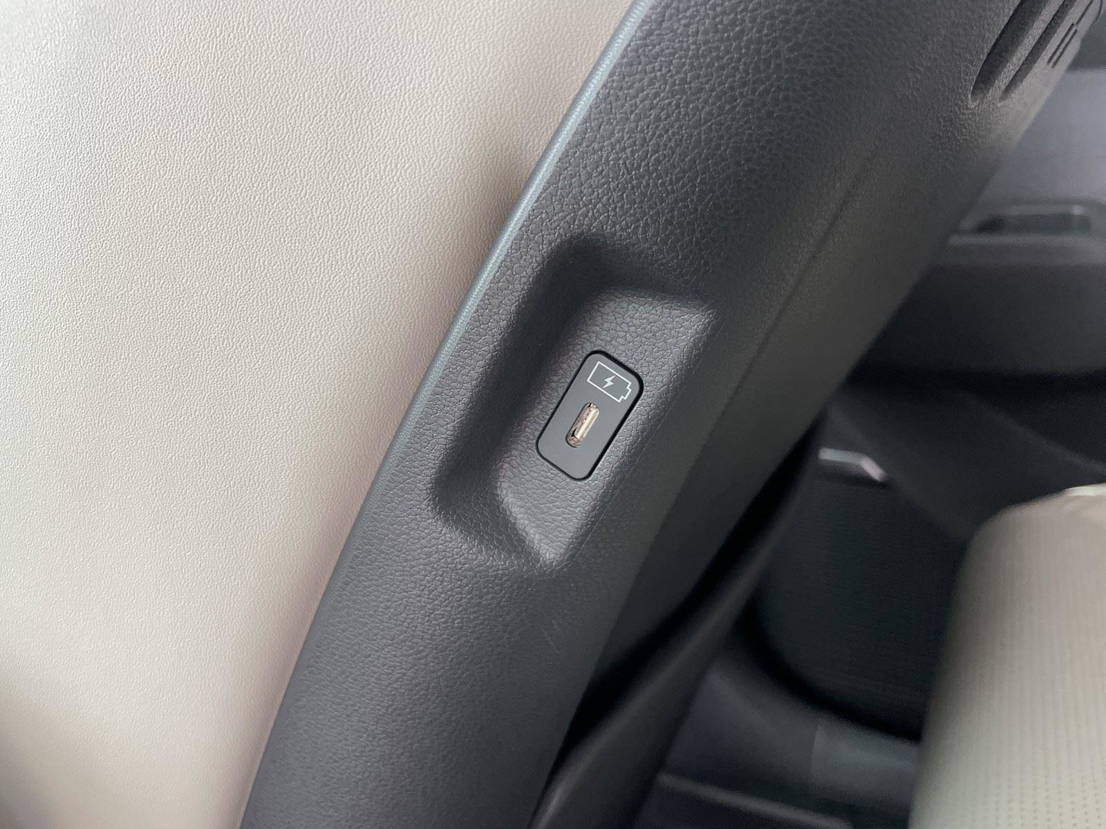 Used 2024 Hyundai Santa Fe Calligraphy image 36