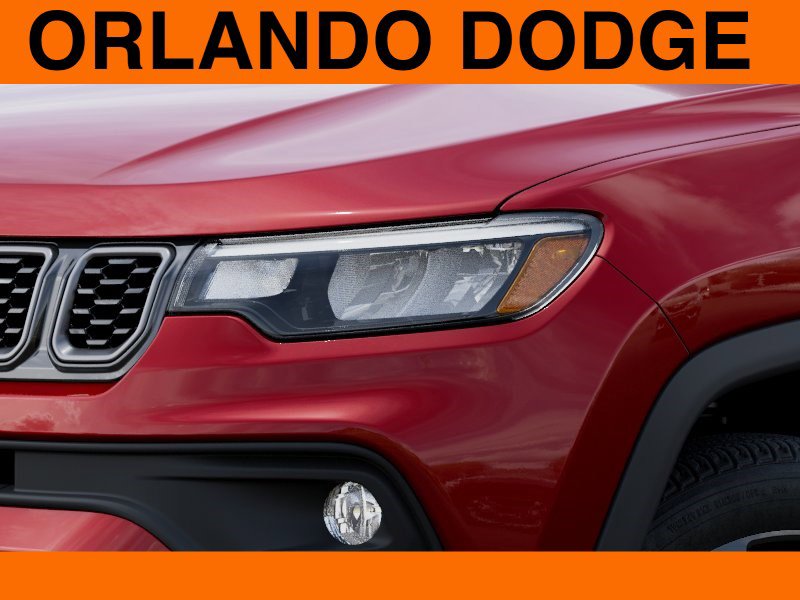 New 2026 Jeep Compass Latitude image 10