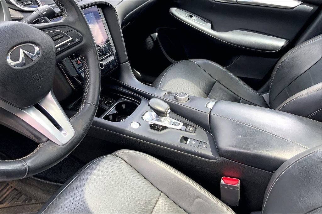 Used 2019 INFINITI QX50 Essential w/ Cargo Package FWD image 16