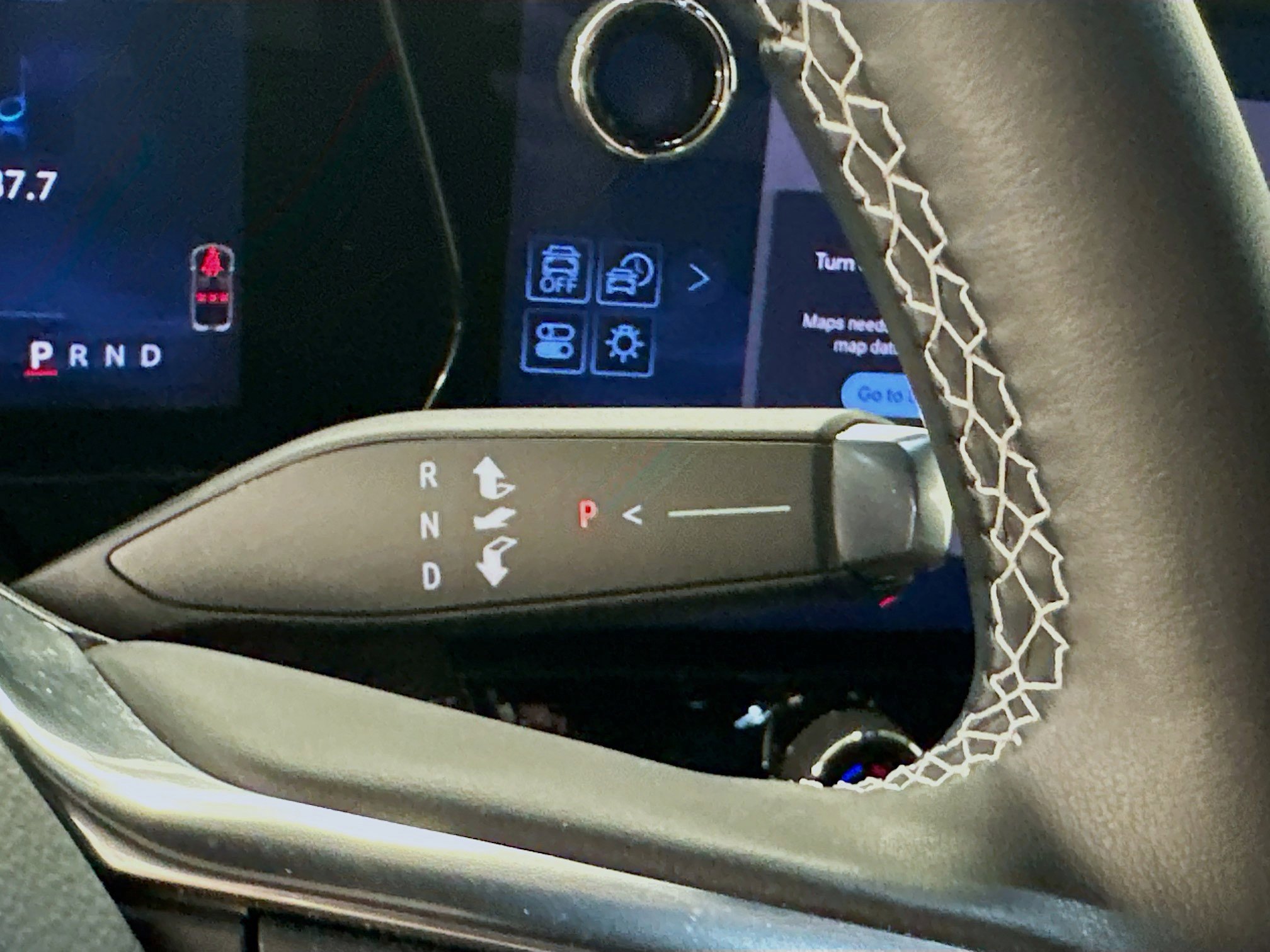 Used 2024 Chevrolet Blazer EV LT AWD/4WD image 25