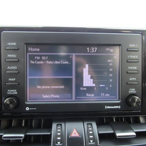 Used 2021 Toyota RAV4 XLE Premium image 14