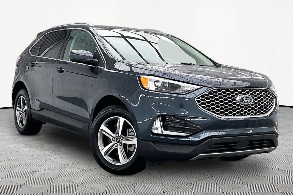 Certified 2024 Ford Edge SEL w/ Convenience Package AWD/4WD image 12