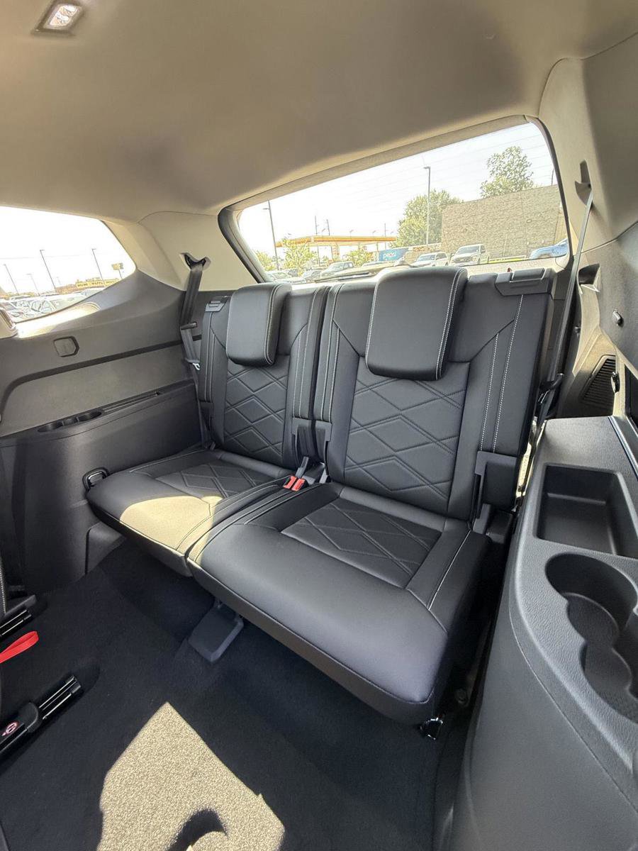 New 2026 Volkswagen Atlas SE image 17