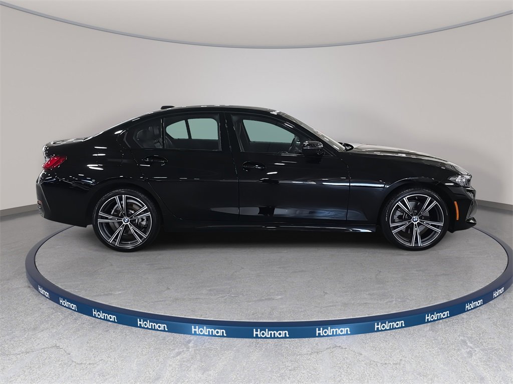 Certified 2023 BMW 330i xDrive Sedan w/ Convenience Package image 4