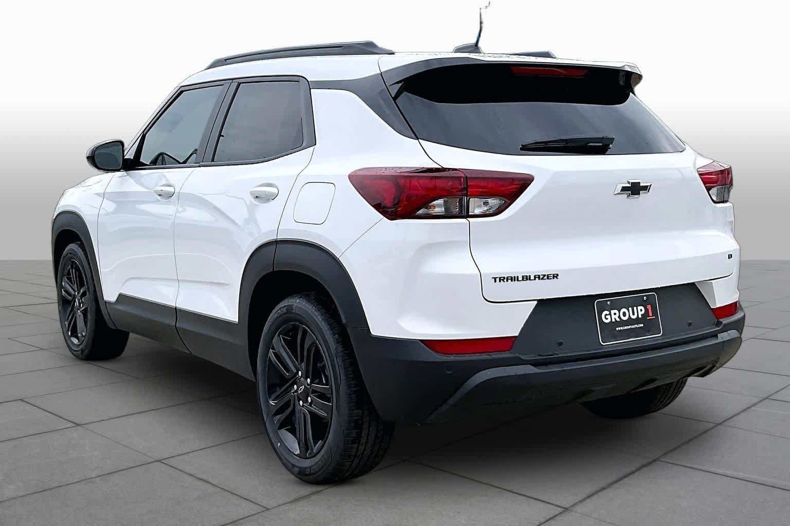 New 2026 Chevrolet TrailBlazer LT w/ Convenience Package FWD image 4