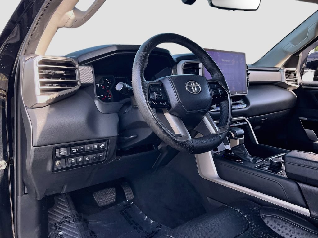Used 2023 Toyota Tundra Limited AWD/4WD image 9