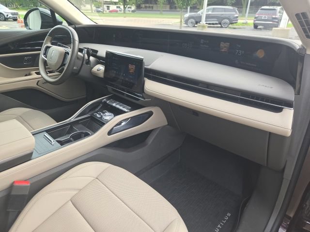 Certified 2024 Lincoln Nautilus Premier w/ Equipment Group 102A AWD/4WD image 24